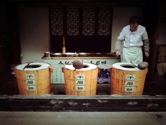 對餐飲一竅不通的他竟把餐館做出了名氣！|餐飲界