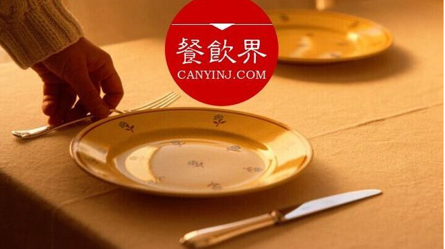 #周末一參#日本老牌酒館緊隨潮流，為何會失去更多客戶？