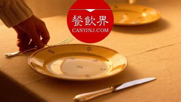 日本咖啡館馬失前蹄，原因竟是品牌升級？#周末一參#