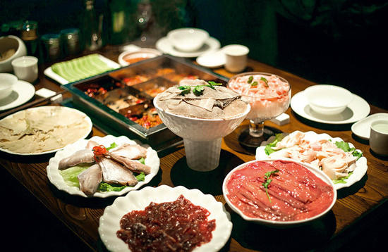 找準(zhǔn)火鍋市場盲點(diǎn)，“輕火鍋”又是種什么玩法？|餐飲界