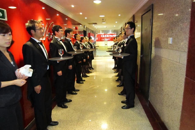 企業(yè)都在面臨“招人難，留人難”問題，王品是怎么做到讓人向往的？|餐飲界