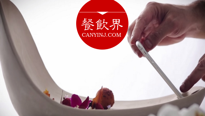 將餐盤打造成“拍照神器”，這家餐廳完成一次完美的社群營銷！