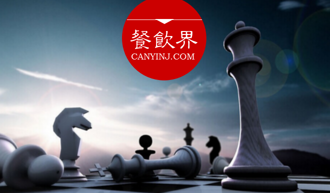 這兩家餐廳想通過(guò)創(chuàng)意營(yíng)銷出奇制勝，卻自損八百，這是為何？ | 案例