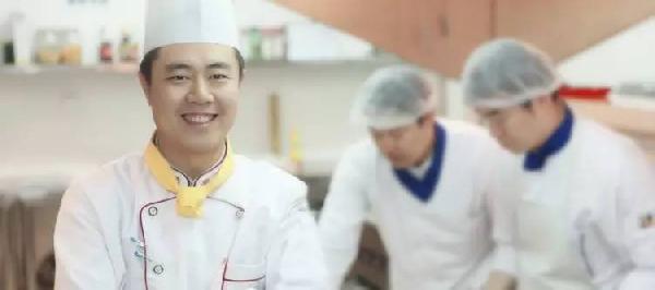 等到餐廳生意不好再去調(diào)整？