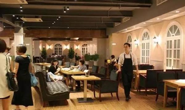 這家“潮”餐廳做到整個(gè)城市為之“瘋狂”，背后的秘密竟是這樣！|餐飲界