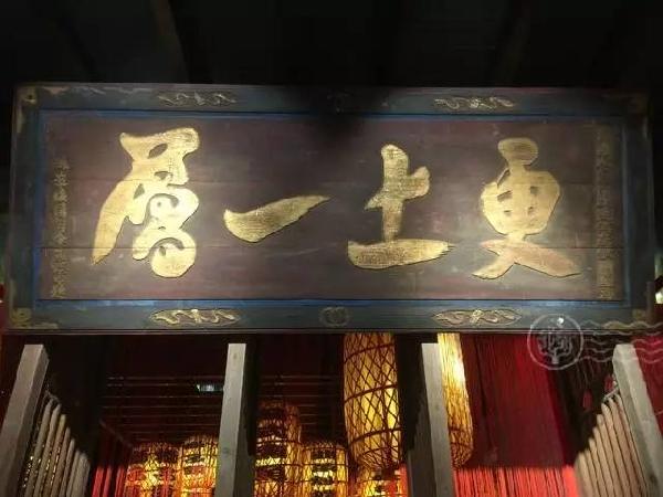 這家大牌檔，一年八百多萬人到店用餐，顧客排隊(duì)時(shí)間多達(dá)4小時(shí)！|餐飲界