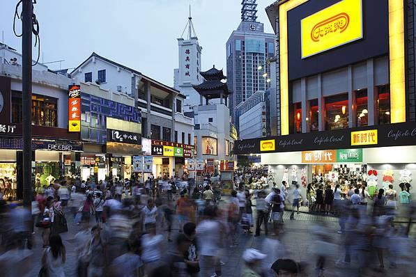 餐廳房租10年上漲5倍，成關(guān)店罪魁禍首！如何與房東談判不漲租金？