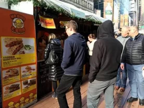 投行副總裁辭職賣煎餅！100元一個，紐約人還紛紛排隊？|餐飲界