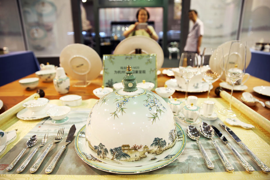從燒錢玩高端變成走心搞文創(chuàng)，訂制餐具成業(yè)界新趨勢