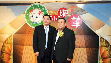 他17歲發(fā)家，靠一張秘方狂賺數(shù)十億，看一代餐飲帝國(guó)興衰史|餐飲界