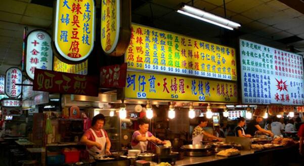 上海多區(qū)探索小餐飲備案制 情與法如何平衡？