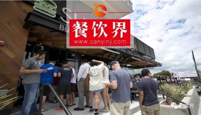 和麥當勞唱反調(diào)，要將漢堡包賣出格調(diào)，“Shake Shack”為啥能受到年輕人追捧？
