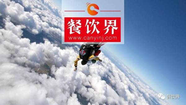 5秒出餐，3個(gè)月打造成區(qū)域外賣市場(chǎng)NO.1，年?duì)I業(yè)額破億，這家龍蝦飯外賣品牌憑什么？