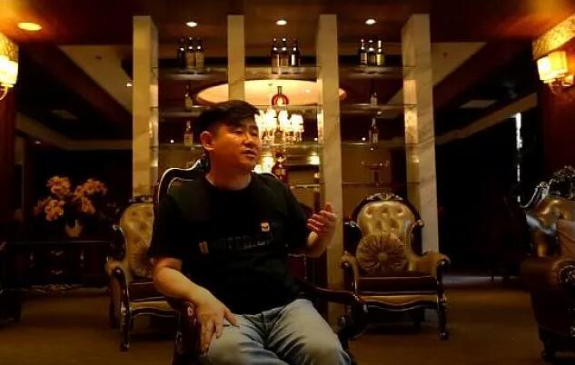 從車庫賣烤鴨到做外賣年入3億，揭秘金百萬新三板背后的舍棄與思考