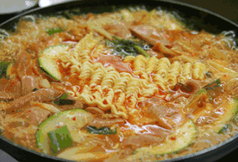 為什么麻辣燙能超越沙縣小吃、蘭州拉面成為中國(guó)第一快餐？