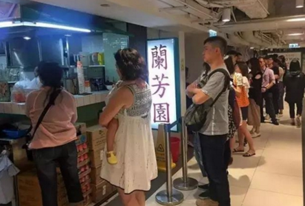 小店火爆65年，每日賣茶逾千杯，卻婉拒所有商業(yè)合作？