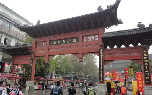 南京夫子廟商圈餐飲調查：175個餐飲店鋪集聚，小吃甜品滲透率最高