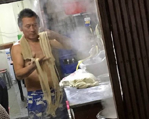 驚動(dòng)美食大V和《男人裝》的“京城第一拉面”，竟只要10塊錢(qián)一碗？|餐飲界