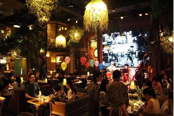想做到1000+門店，休閑正餐會(huì)是突破口嗎？|餐飲界