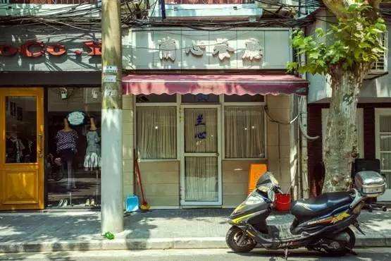 不讓“米其林”小店曇花一現(xiàn)！上海推進(jìn)小餐飲“標(biāo)準(zhǔn)化管理”|餐飲界