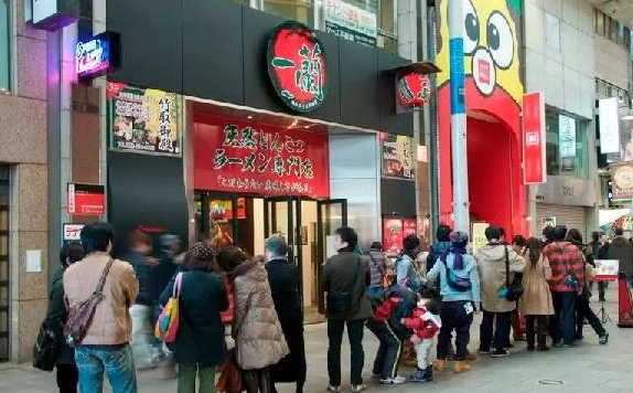用餐全程無需交流，一蘭拉面如何治愈“一人食”顧客