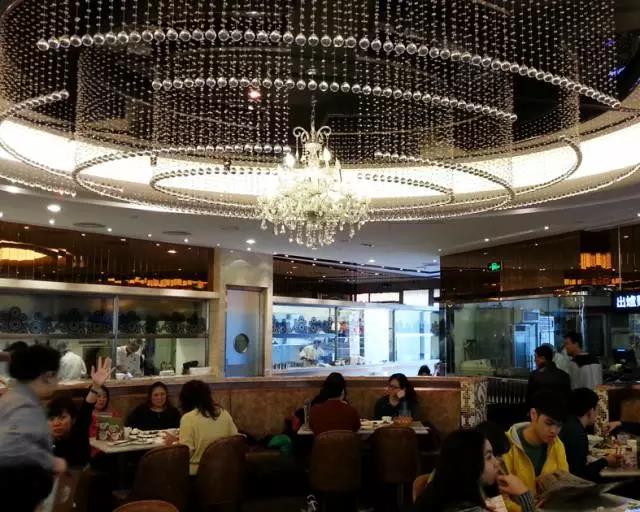 大家樂(lè)撤出華東，翠華、稻香業(yè)績(jī)下滑……“港式餐飲”怎么了？|餐飲界