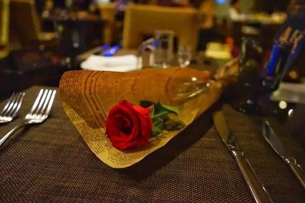 6個(gè)餐廳營(yíng)銷怪招，讓顧客心甘情愿多掏錢！|餐飲界