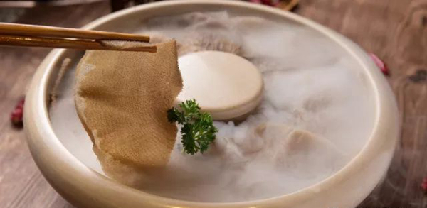 火鍋競(jìng)爭(zhēng)慘烈：重慶2萬家，一天吃一家，65年才吃完！|餐飲界
