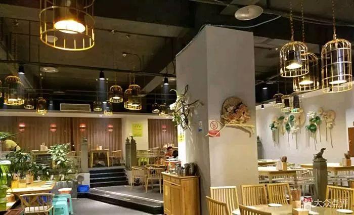 一年關(guān)店4萬家，萬人迷的川菜怎么就成了萬人敵？