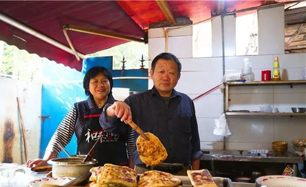 即便搬遷5次，顧客依然能慕名而來，這家餐廳有什么高招？