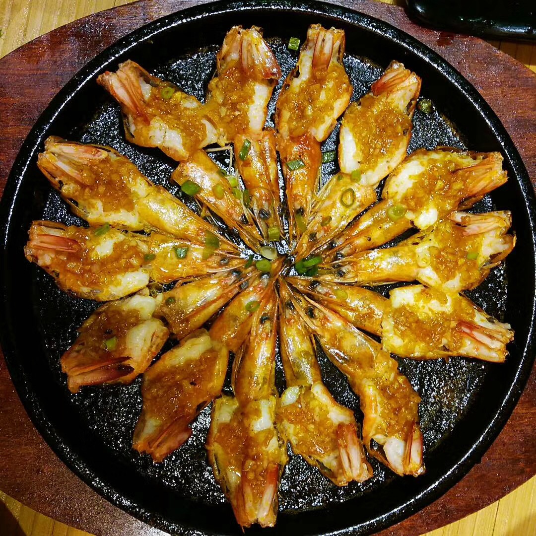 餐飲大事件219期|星巴克中國試水15元早餐、茶顏悅色將在深圳開快閃店、店員因癡迷網(wǎng)絡(luò)賭博，竟綁架老板娘索要300萬|餐飲界