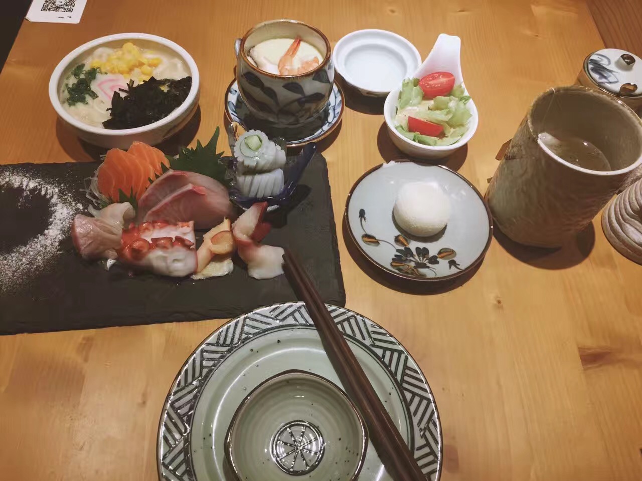 餐飲大事件234期 |小龍蝦被吃出1572項專利，智能剝蝦機一分鐘可剝1000只蝦|餐飲界