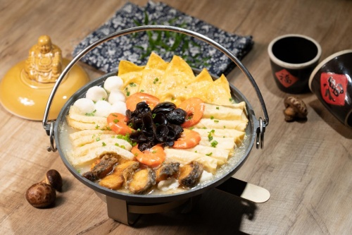制霸新春朋友圈的蟹狀元年夜飯來(lái)了！