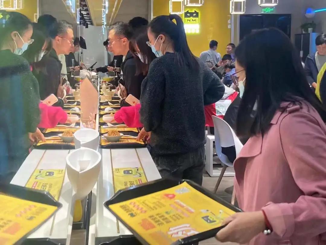 數(shù)字賦能餐飲，智能面館或成下一個(gè)風(fēng)口！| 品類觀察