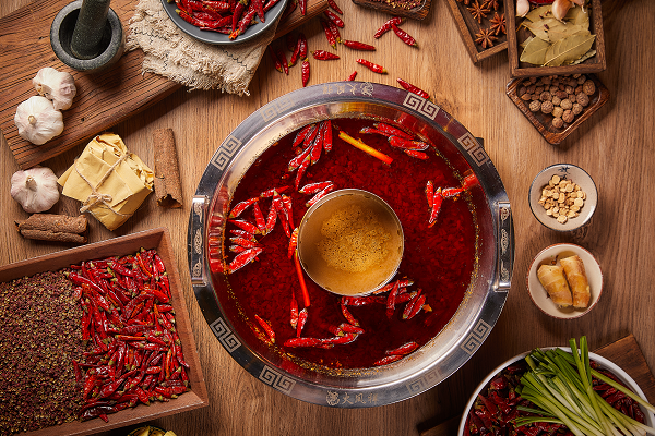一把椒麻入熱湯，千年鮮香火鳳祥