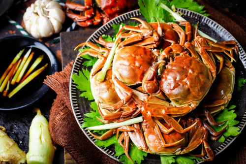 河蟹怎么做？來(lái)試試黃酒料酒焗河蟹
