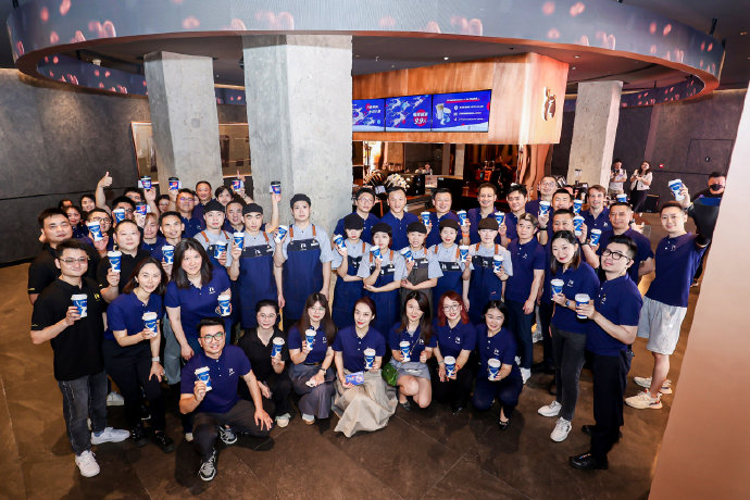 瑞幸咖啡進(jìn)入9.9時代，背后原因令人深思？|餐飲界