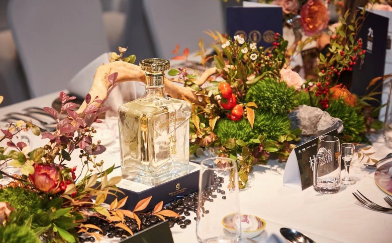 中秋節(jié)喝什么酒？送禮送什么酒？不貴又高檔的醬香酒推薦！|餐飲界