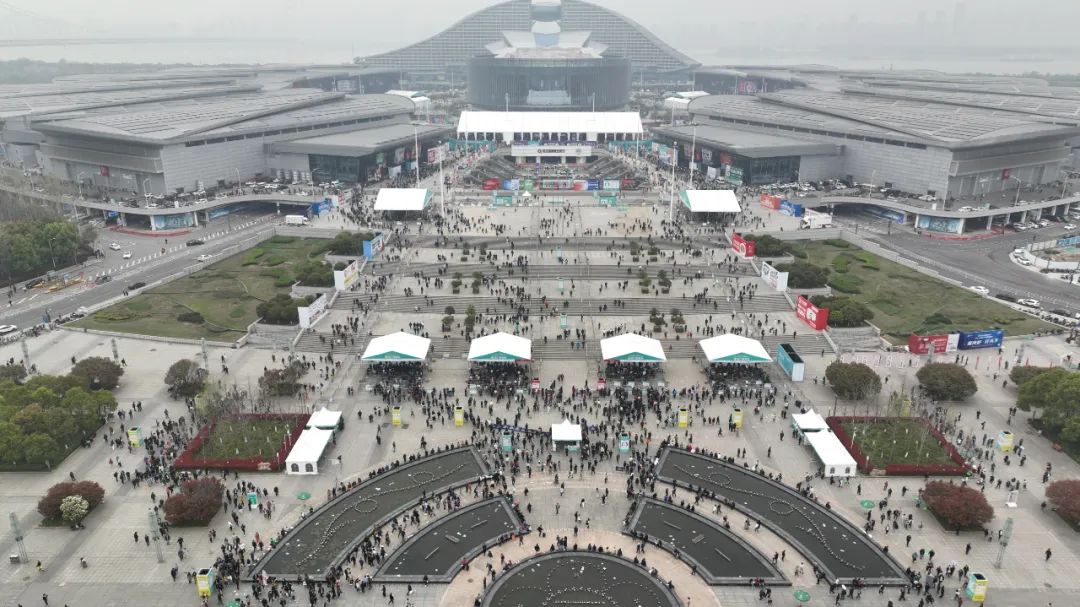 全新升級(jí)、助力贏戰(zhàn)2024，這場(chǎng)食材大展3月與您相約在春暖花開的武漢！