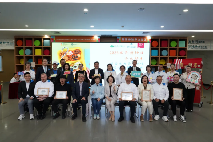 以魚為媒，為愛筑夢：天蘊(yùn)三文魚以天山至味，暖滬上童心|餐飲界