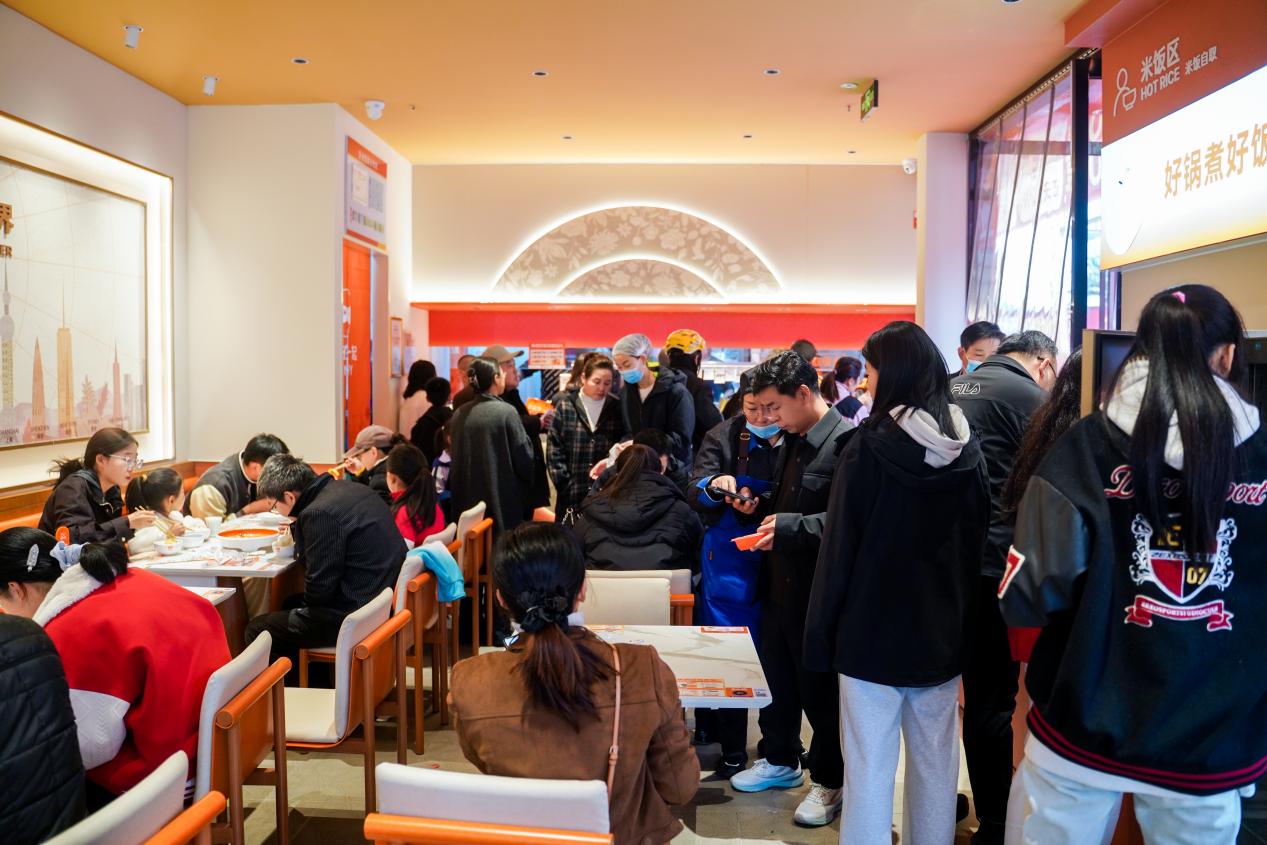 餐飲下沉新樣本：魚(yú)你在一起如何用品質(zhì)快餐在縣域市場(chǎng)扎好根|餐飲界